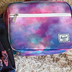 Herschel lunchbox